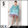 Les grosses femmes peacock print couvrent longues robes de plage